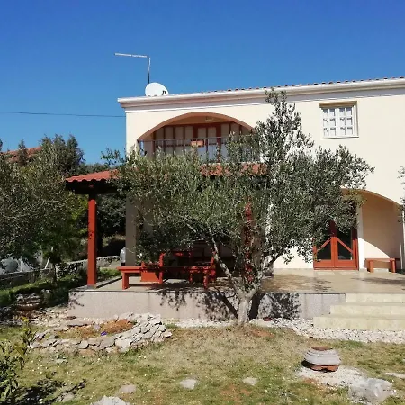 Casa de Férias Devic Holiday House